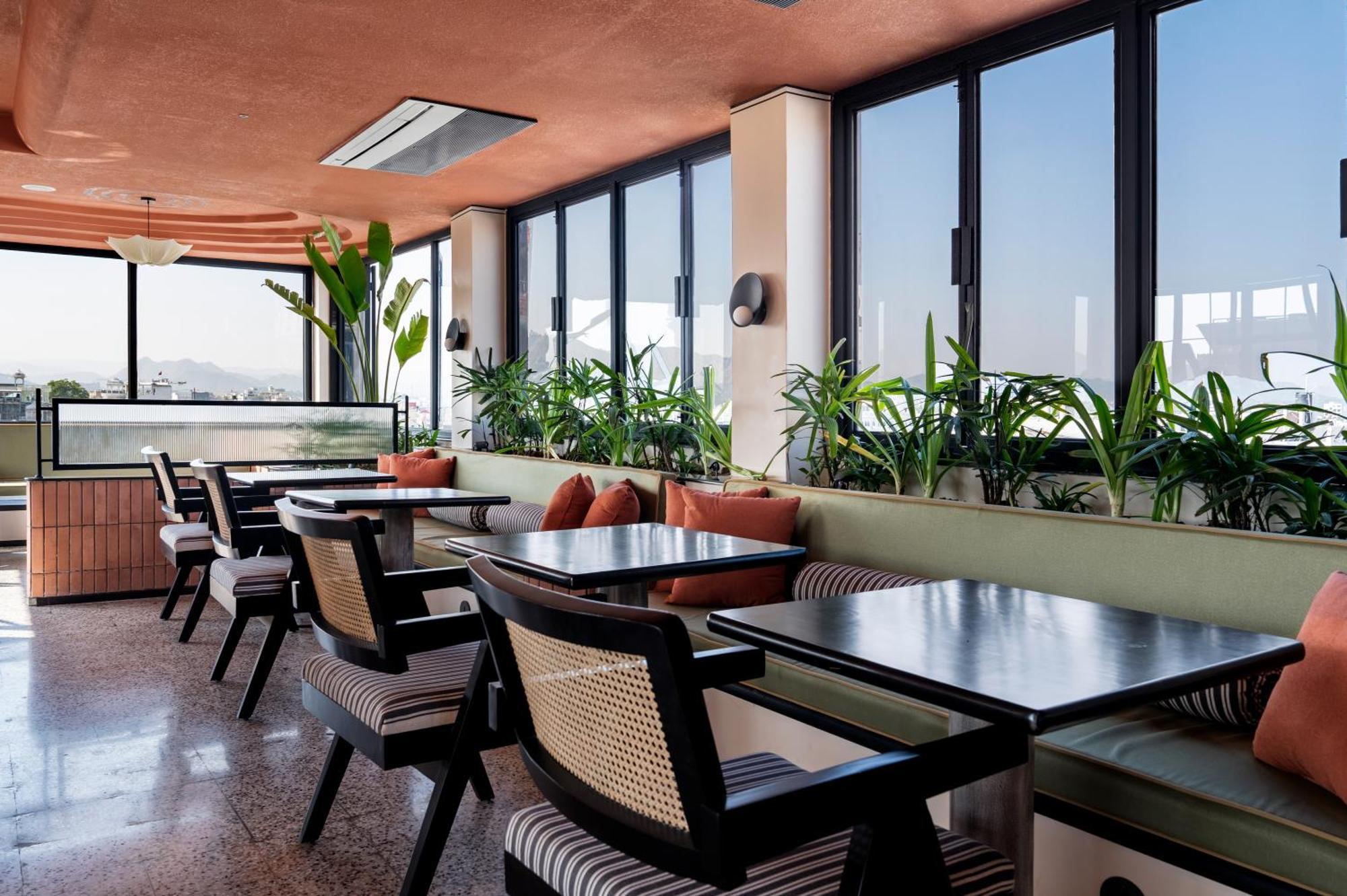 The Red Pier By Downtown 3* Udaipur